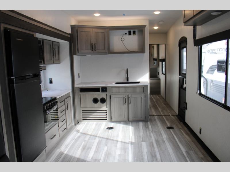 2025 Keystone Raptor Carbon Aluminum 30WFO, $ 32,990