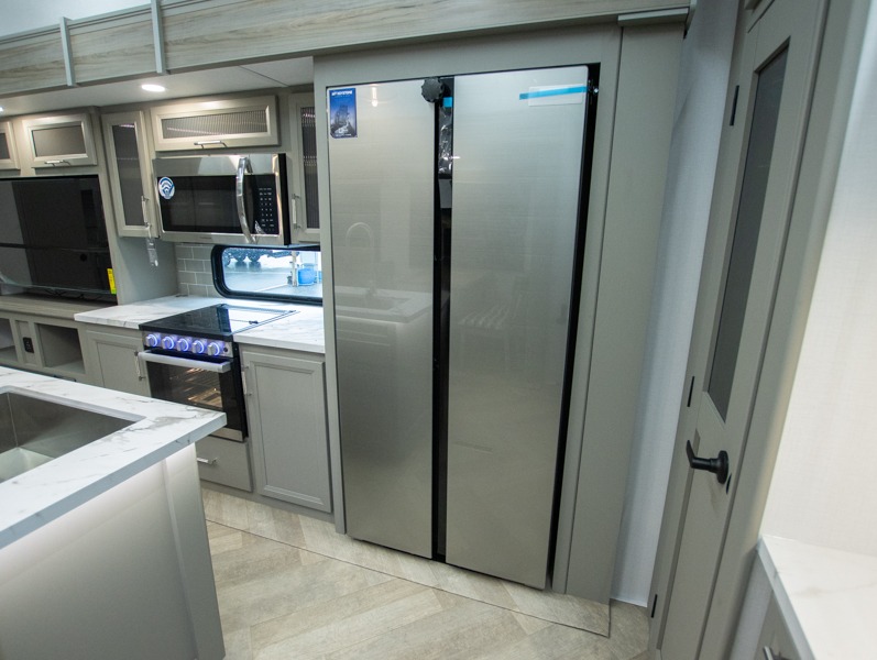 2025 Keystone Sprinter 3900DBL, $ 88,015