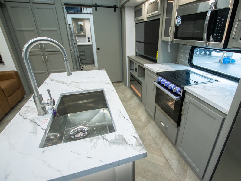 2025 Keystone Sprinter 3900DBL, $ 88,015