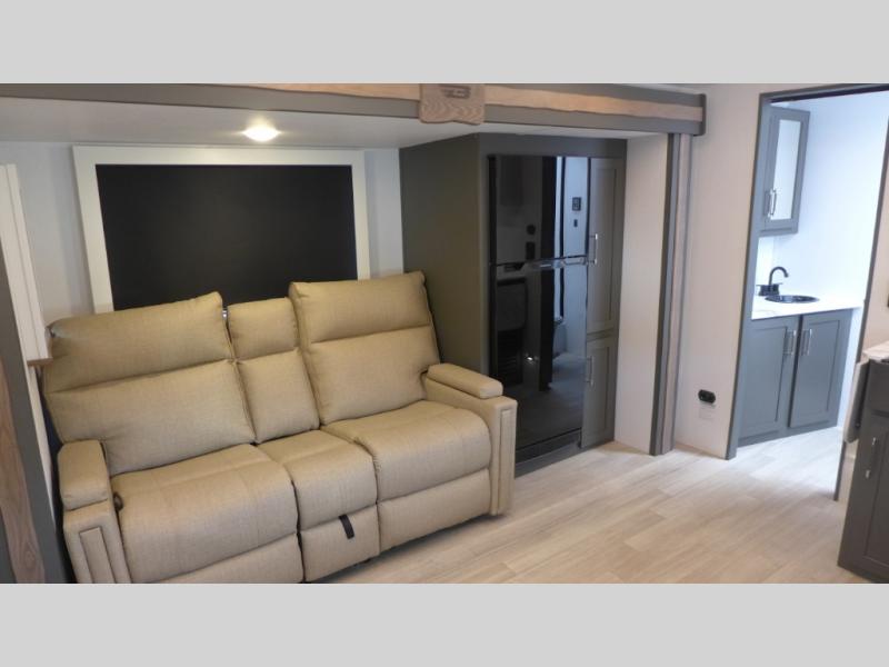 2025 Keystone Bullet Crossfire 2530RDWE, $ 41,244