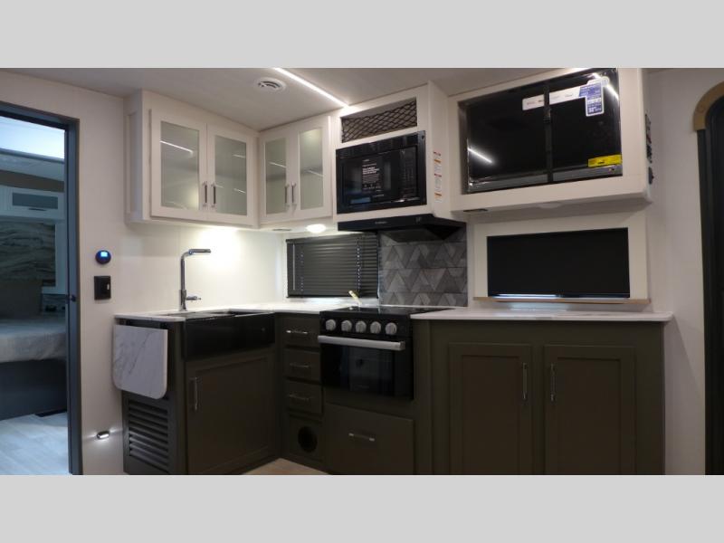 2025 Keystone Bullet Crossfire 2530RDWE, $ 41,244