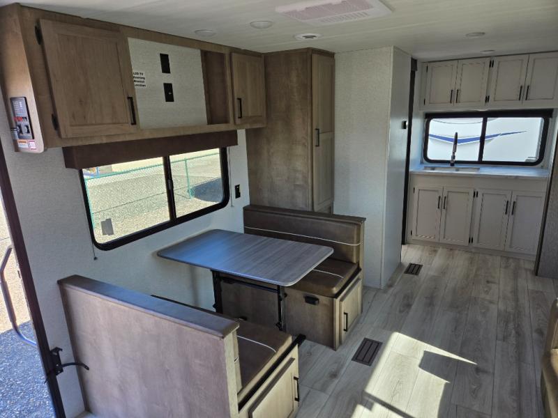 2025 Keystone Springdale 220MLWE, $ 29,990