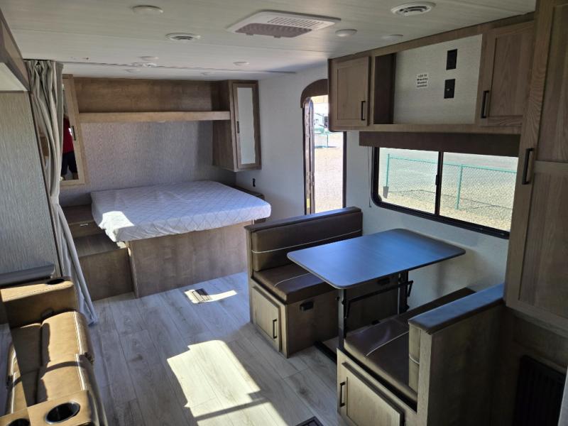 2025 Keystone Springdale 220MLWE, $ 29,990