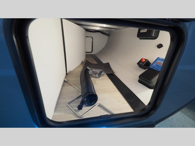 2025 Keystone Reign 15RB, $ 23,990