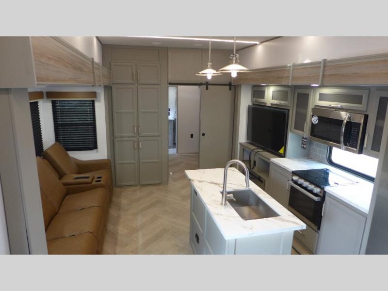 2025 Keystone Sprinter 3900DBL, $ 87,302