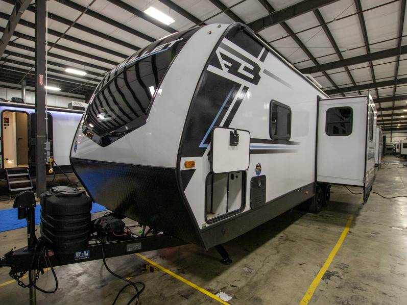 2025 Keystone Bullet Crossfire 245RKS, $ 29,990