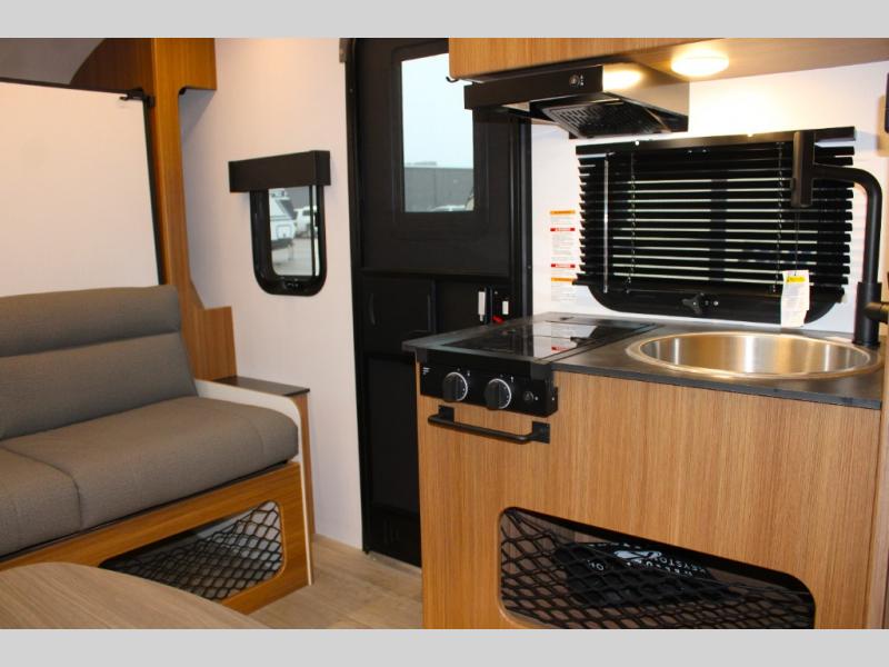 2025 Keystone Reign 15RB, $ 22,990