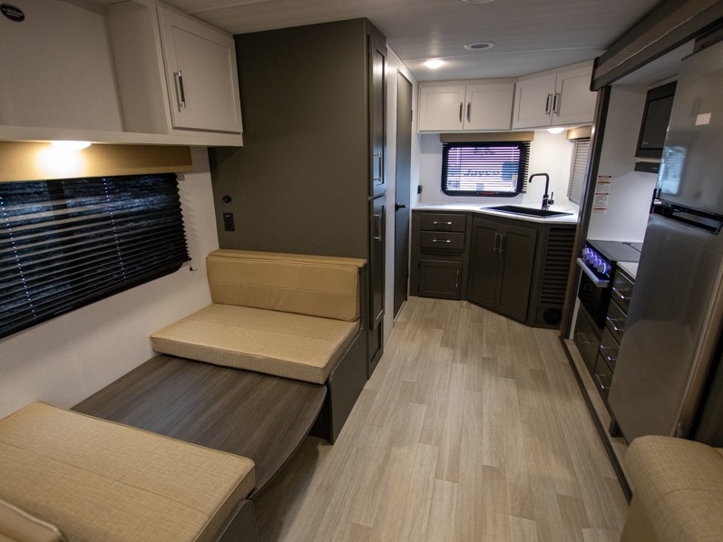 2025 Keystone Bullet Classic (East) 2240RK, $ 25,990