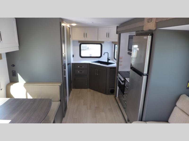 2025 Keystone Bullet Classic (East) 2240RK, $ 32,108