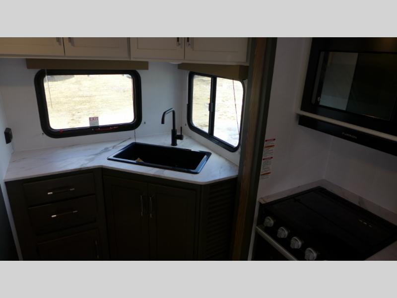 2025 Keystone Bullet Classic (East) 2240RK, $ 32,108