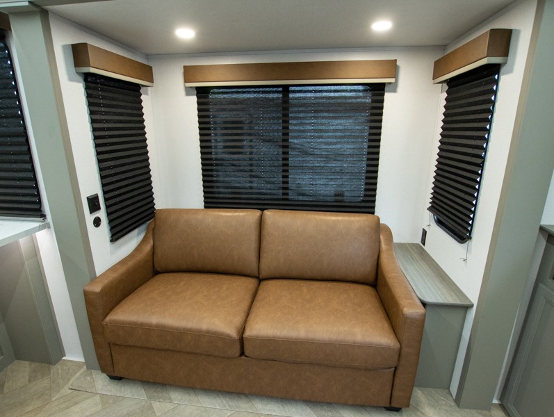 2025 Keystone Sprinter (Fifth Wheel) 3840LRK, $ 97,060