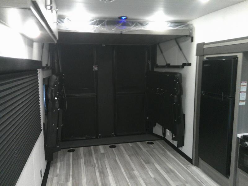 2025 Keystone Raptor Carbon Aluminum 30WFO, $ 44,395