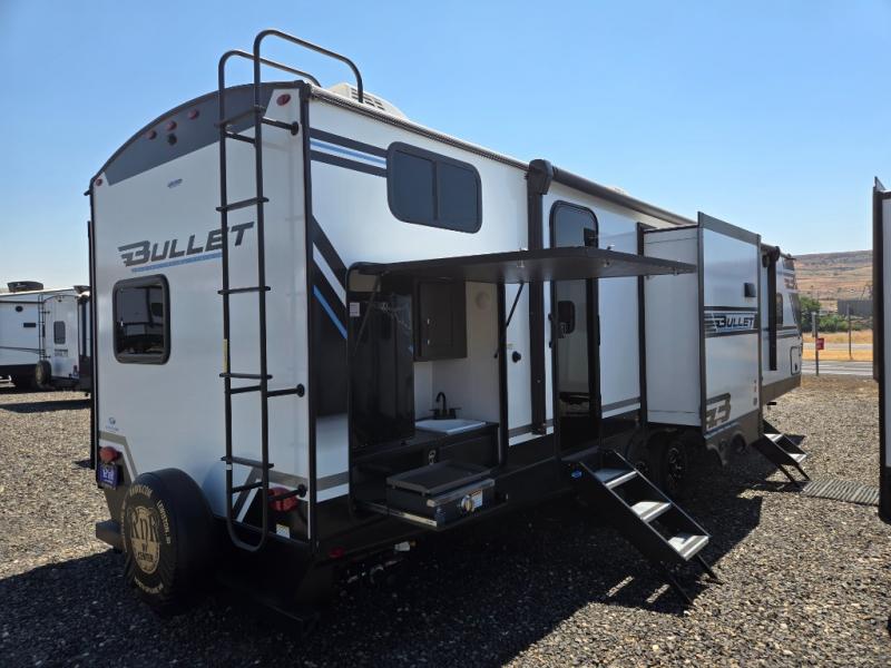 2025 Keystone Bullet (East) 330BKQ, $ 49,990