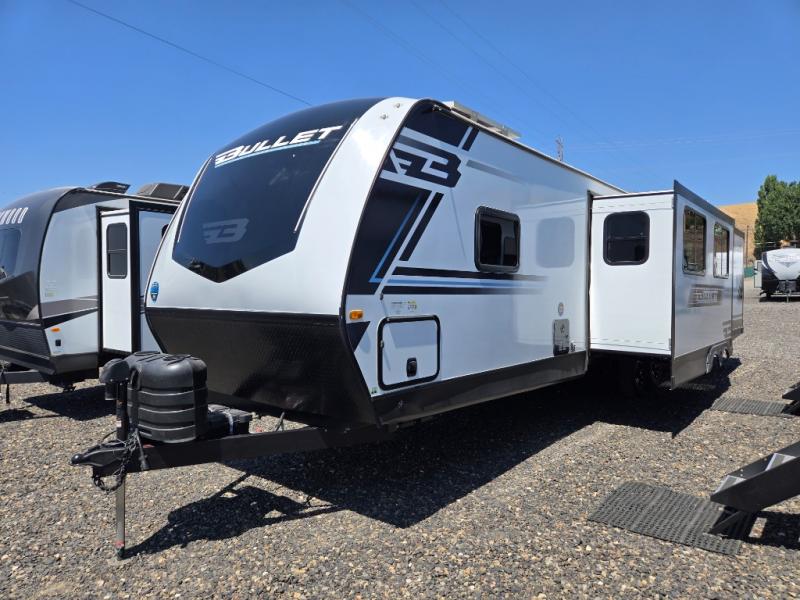 2025 Keystone Bullet (East) 330BKQ, $ 49,990