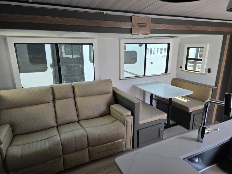 2025 Keystone Bullet (East) 330BKQ, $ 49,990