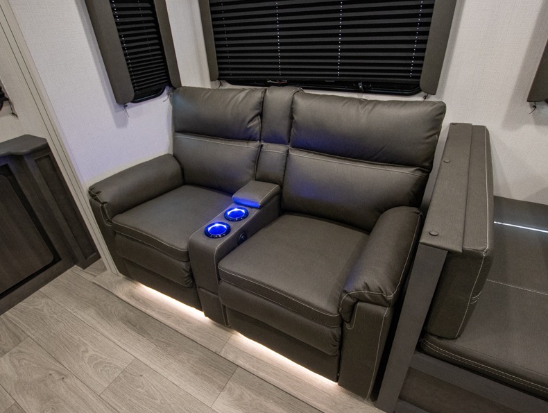 2025 Keystone Cougar Sport 2400RE, $ 47,506