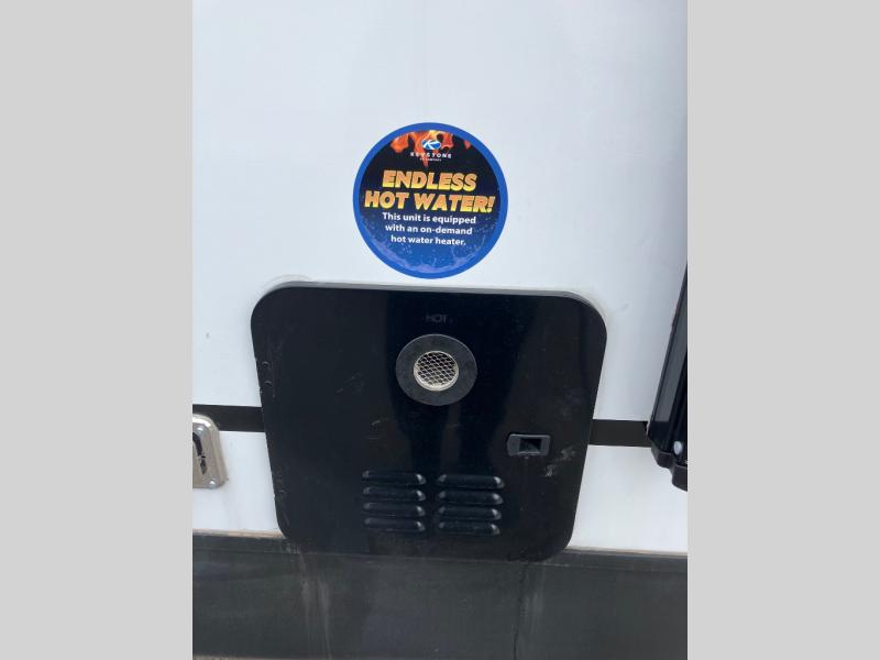 2025 Keystone Passport 2710KB, $ 44,990