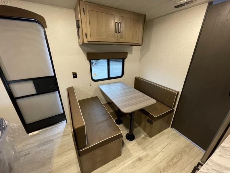 2025 Keystone Springdale Classic Single 1700FQ, $ 19,990