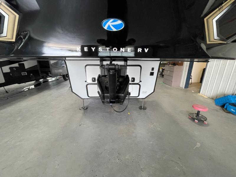 2025 Keystone Raptor 415, $ 166,240