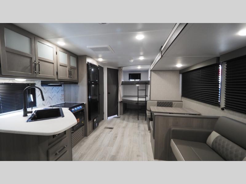 2025 Keystone Hideout Sport (Double Axle - East) 2, $ 36,917