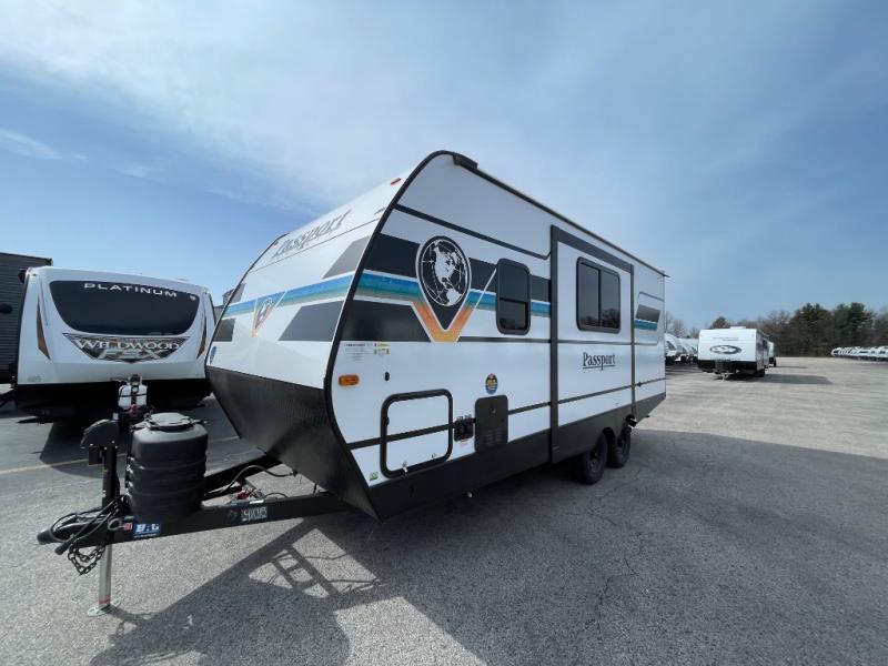 2025 Keystone Passport Classic 184RB, $ 23,990
