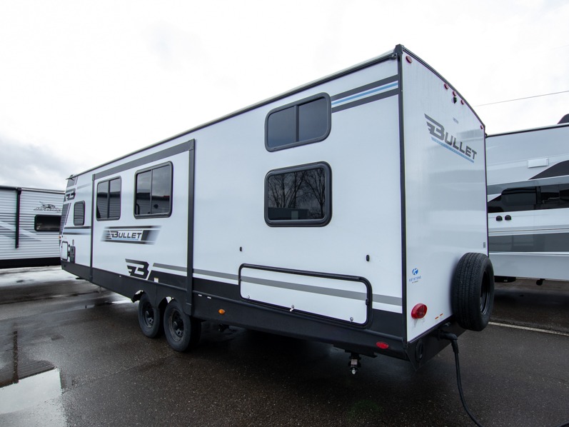 2025 Keystone Bullet Classic Dual Axle 2840QB, $ 29,990