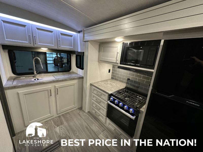 2024 Keystone Cougar Half-Ton (Travel Trailer - Ea, $ 34,990