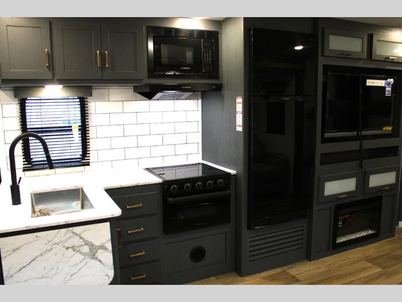 2024 Keystone Bullet 290BHS, $ 34,990