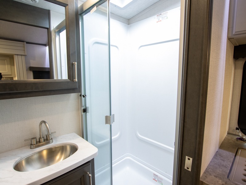 2024 Keystone Cougar Half-Ton (Travel Trailer - Ea, $ 53,424