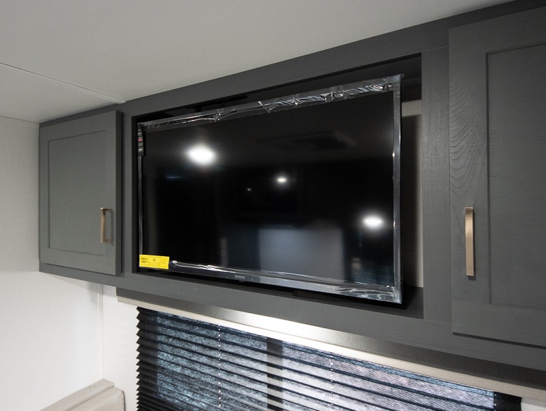 2024 Keystone Bullet Crossfire (Single Axle) 1700B, $ 17,990