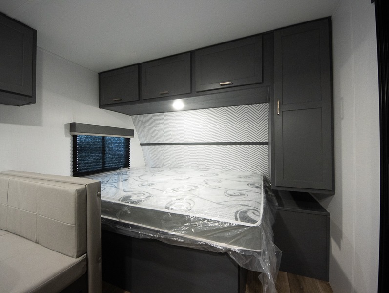 2024 Keystone Bullet Crossfire (Single Axle) 1700B, $ 17,990