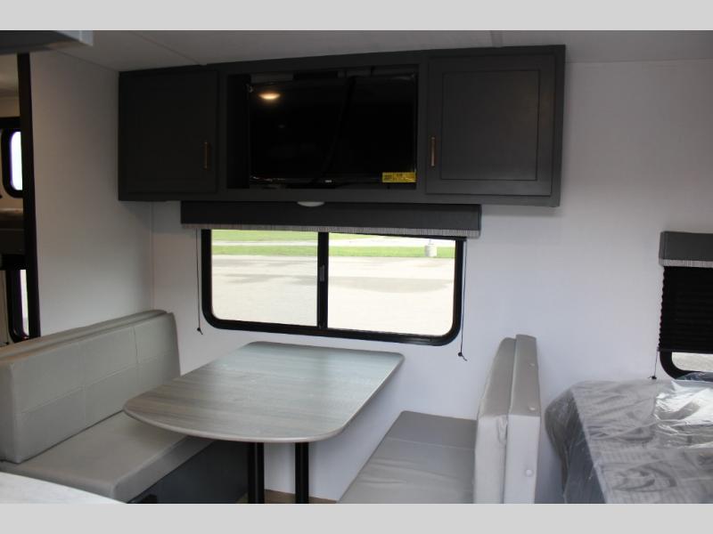 2024 Keystone Bullet Crossfire (Single Axle) 1700B, $ 17,990