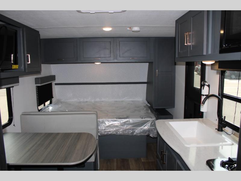 2024 Keystone Bullet Crossfire (Single Axle) 1700B, $ 17,990