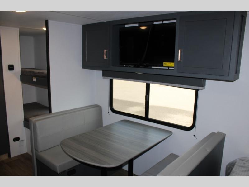 2024 Keystone Bullet Crossfire (Single Axle) 1700B, $ 17,990