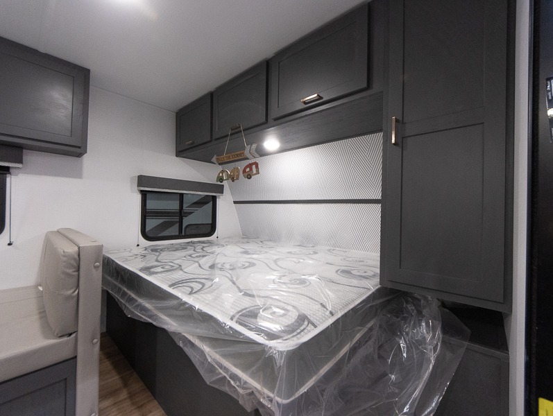 2024 Keystone Bullet Crossfire (Single Axle) 1700B, $ 17,990