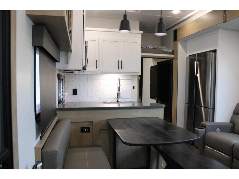 2023 Keystone Raptor 362, $ 137,867