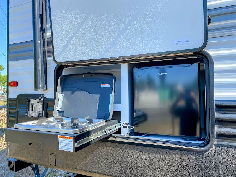 2022 Keystone Hideout (Travel Trailer - East/All) , $ 20,999