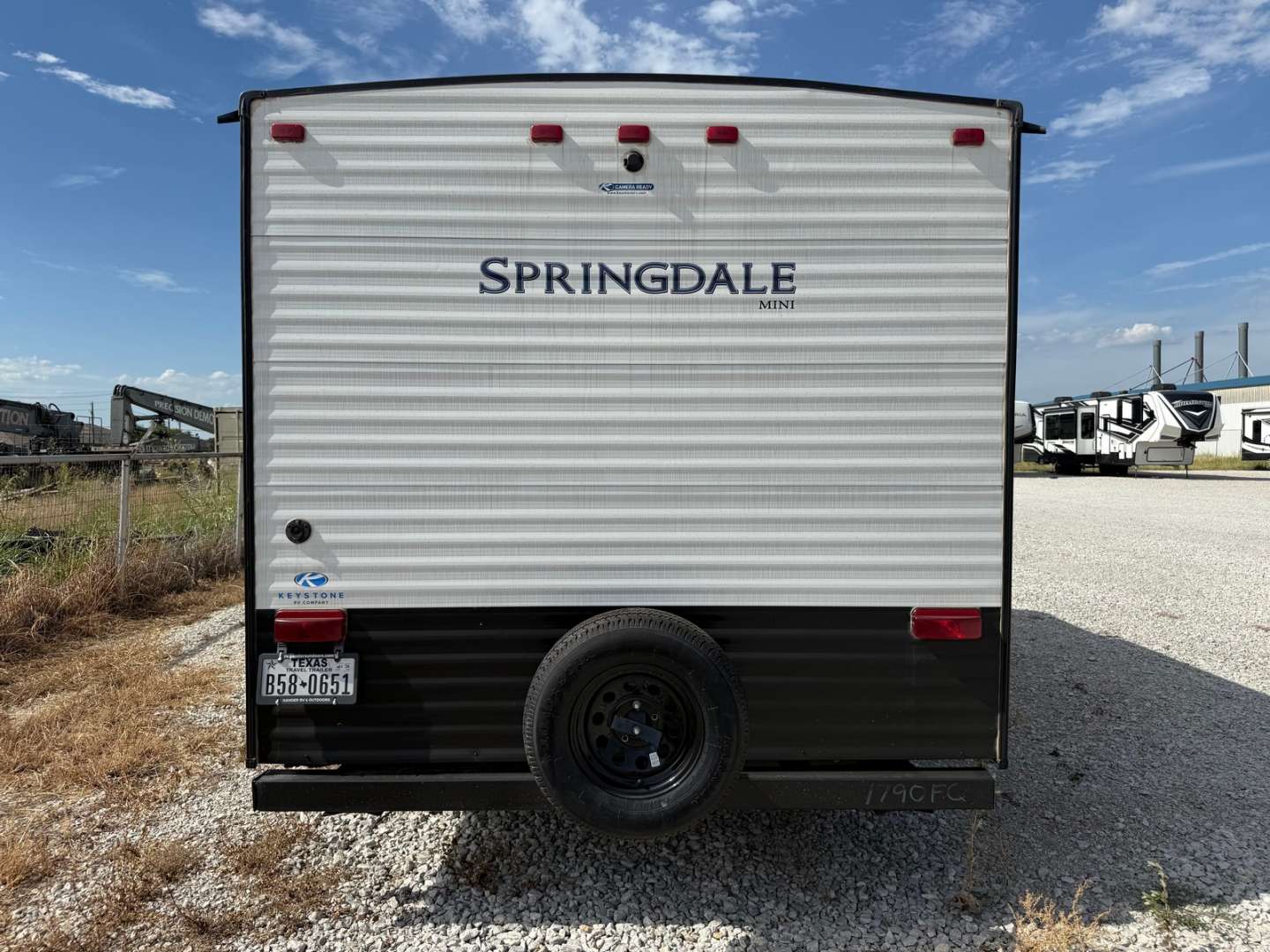 2022 Keystone Springdale Mini 1790FQ, $ 15,000