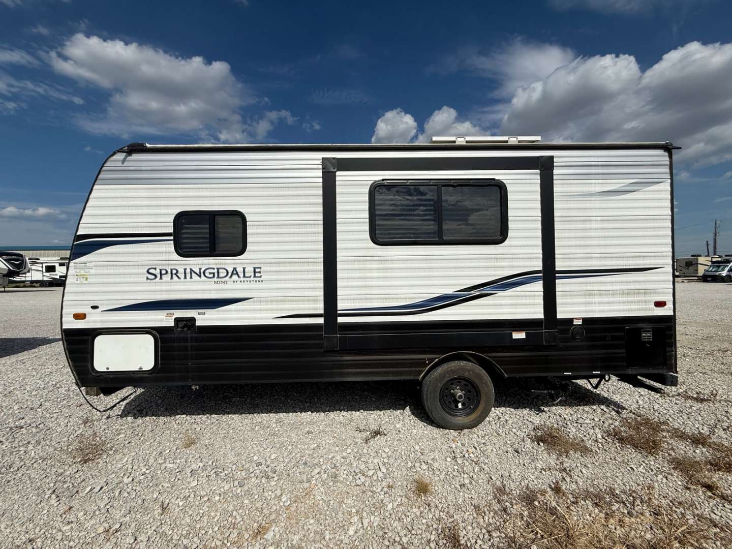 2022 Keystone Springdale Mini 1790FQ, $ 15,000