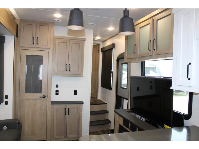 2022 Keystone Raptor 351, $ 79,990