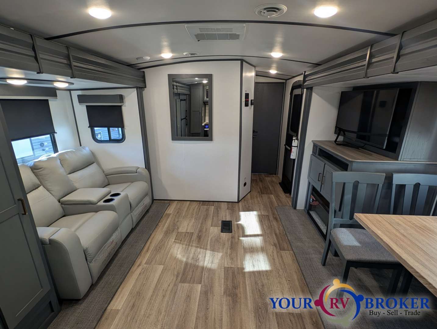 2022 Keystone Premier 25RKPR, $ 29,900