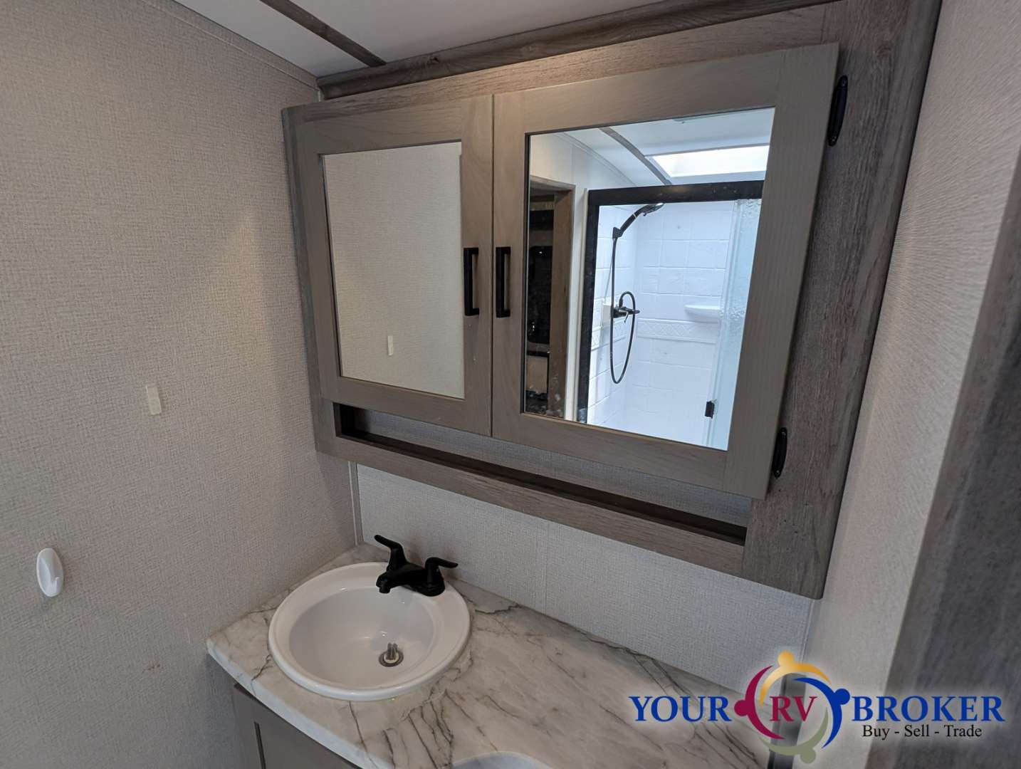 2021 Keystone Outback Ultra-Lite 291UBH, $ 29,900