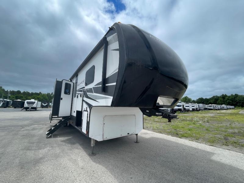 2021 Keystone Avalanche 378BH, $ 0