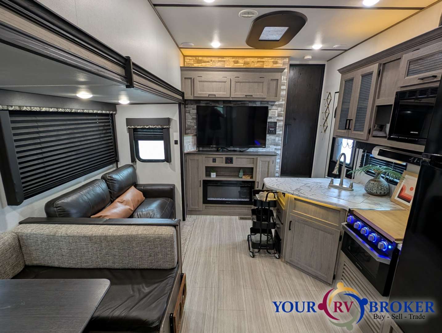 2020 Keystone Hideout (All Regions) 308BHDS, $ 32,900