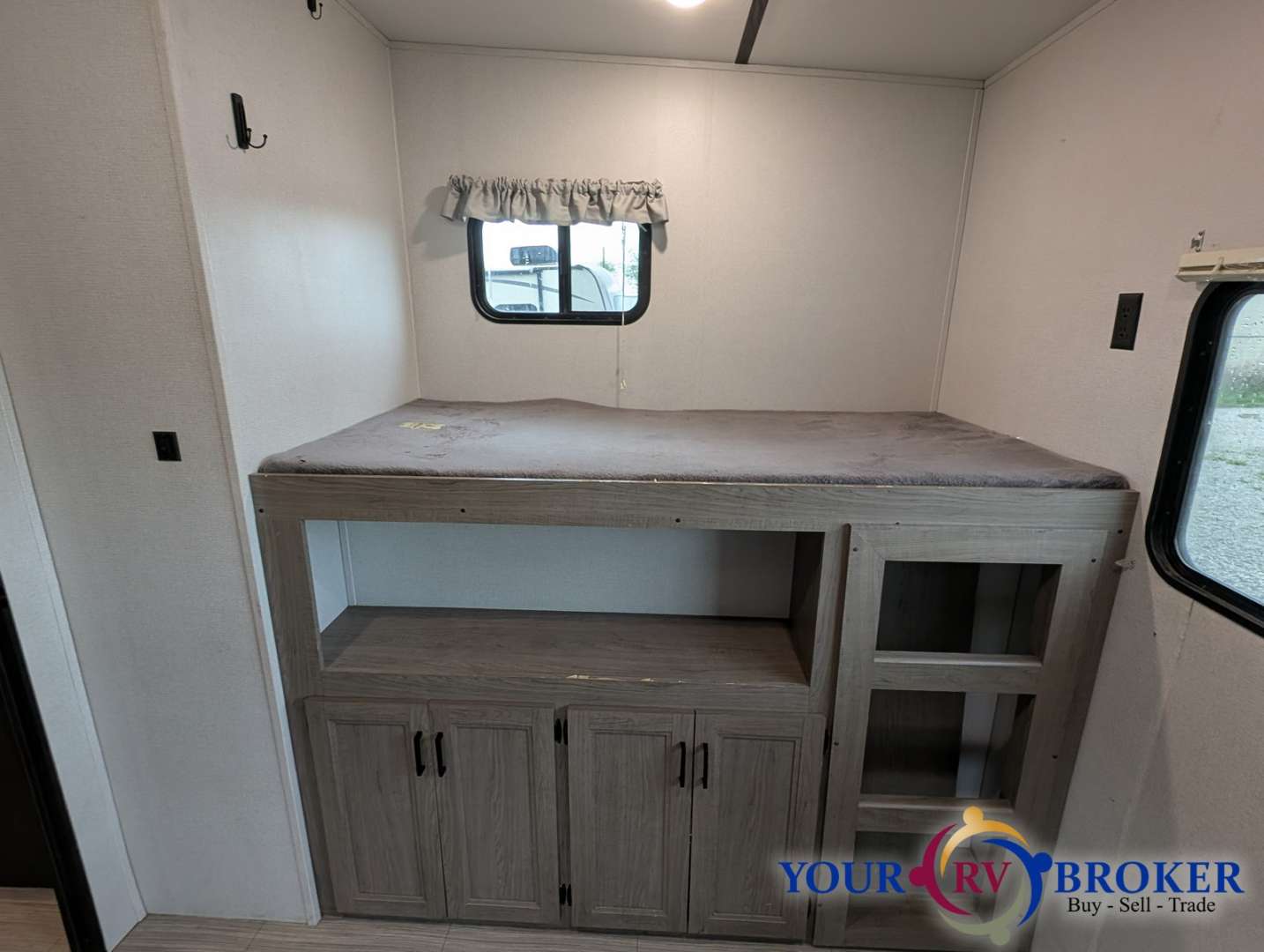 2020 Keystone Hideout (All Regions) 308BHDS, $ 32,900