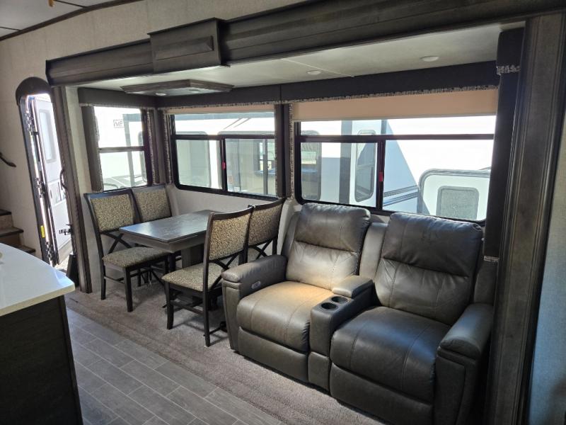 2019 Keystone Montana High Country 330RL, $ 49,990