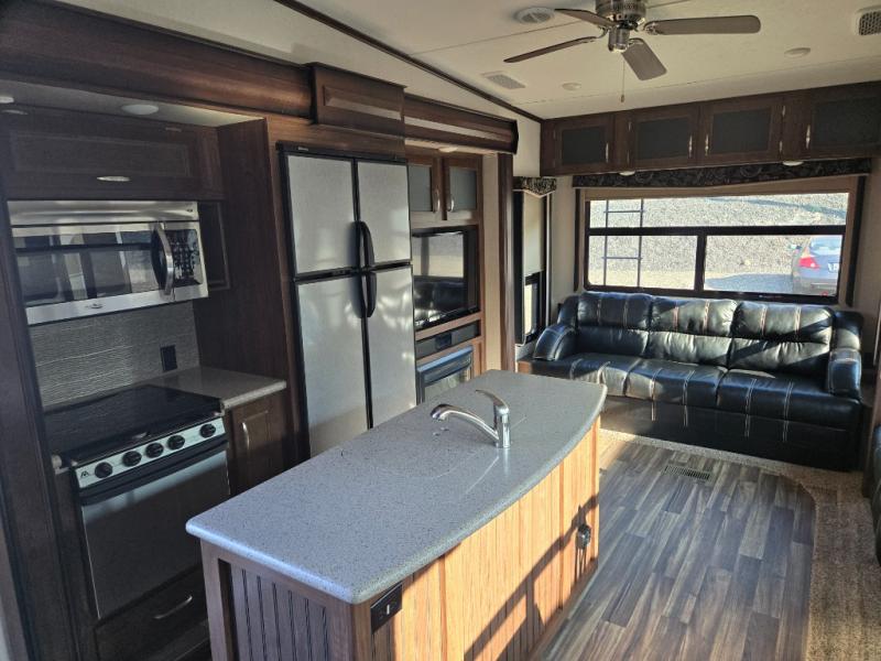 2017 Keystone Montana High Country 305RL, $ 44,990