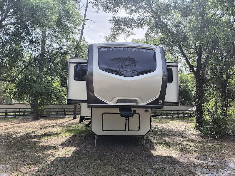 2017 Keystone Montana 3730FL, $ 38,999