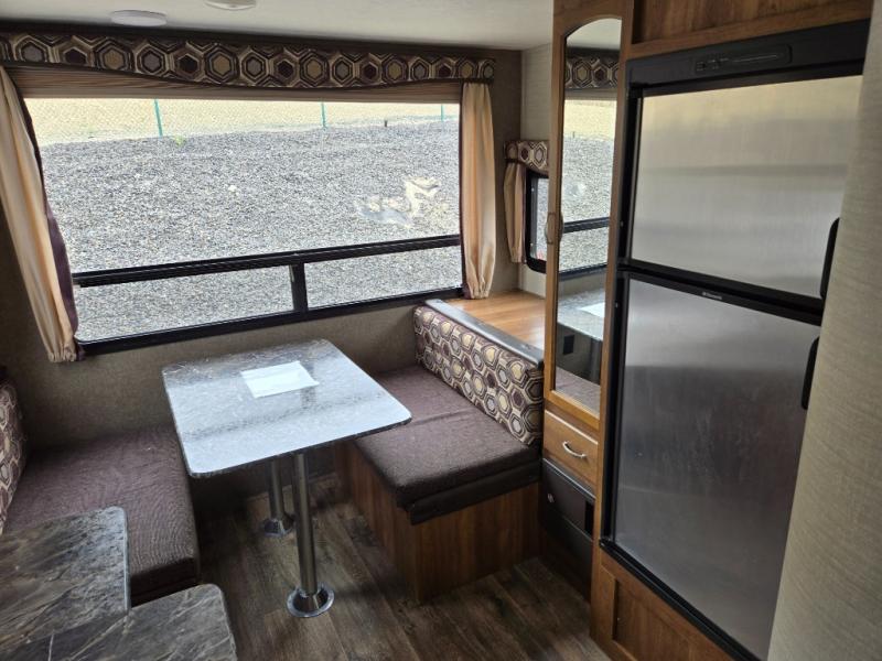 2016 Keystone Springdale 179QBWE, $ 16,990