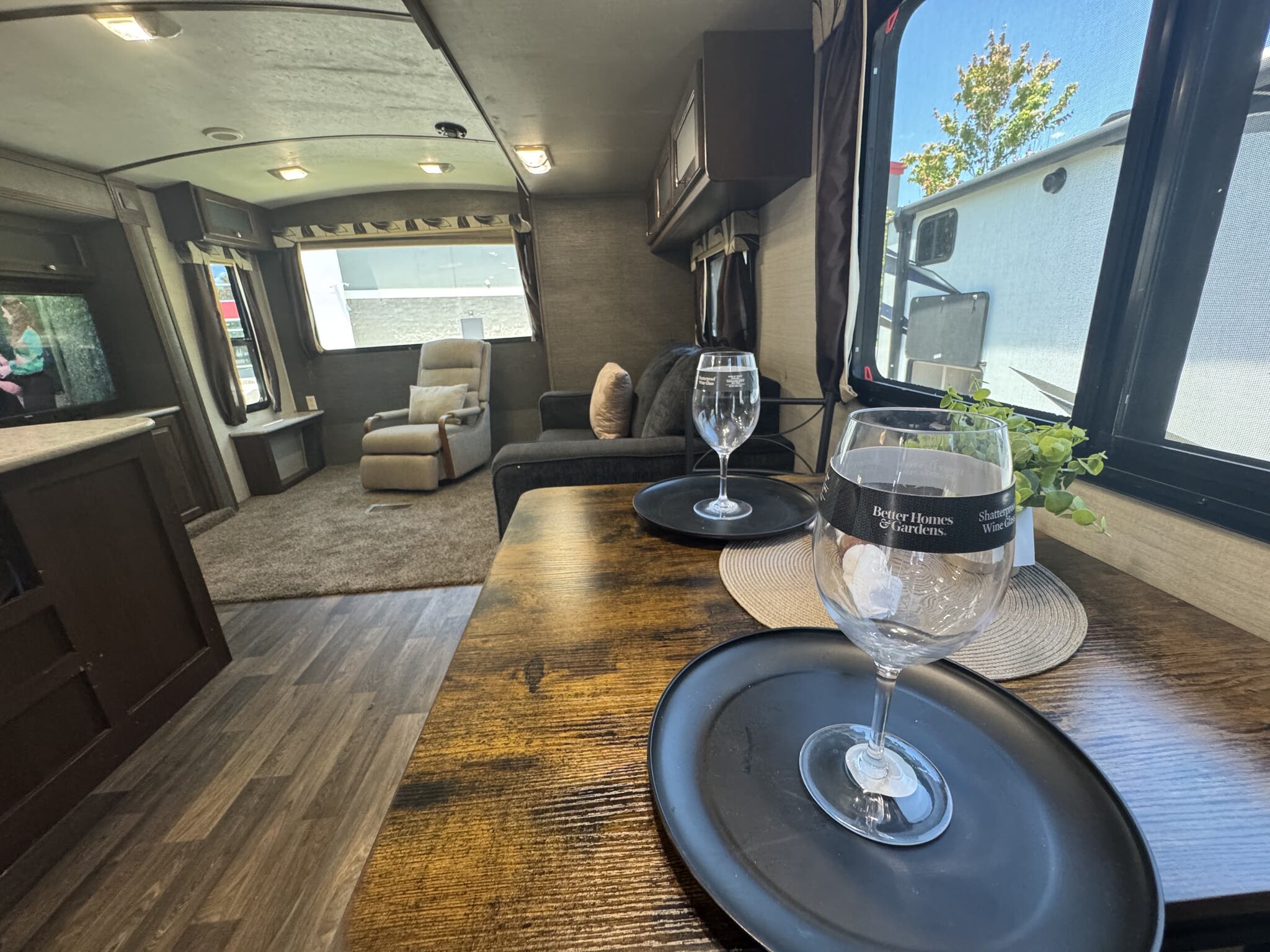 2015 Keystone Bullet Premier Ultra Light 30RIPR, $ 18,999